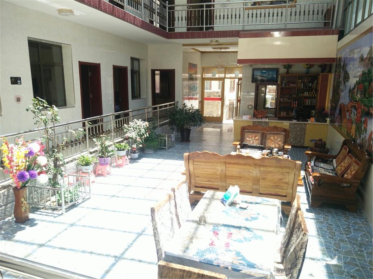 Xiahe Labrang Sheng Di Zang Zhuang Hotel Thành cổ Bình Dao Ngoại thất bức ảnh